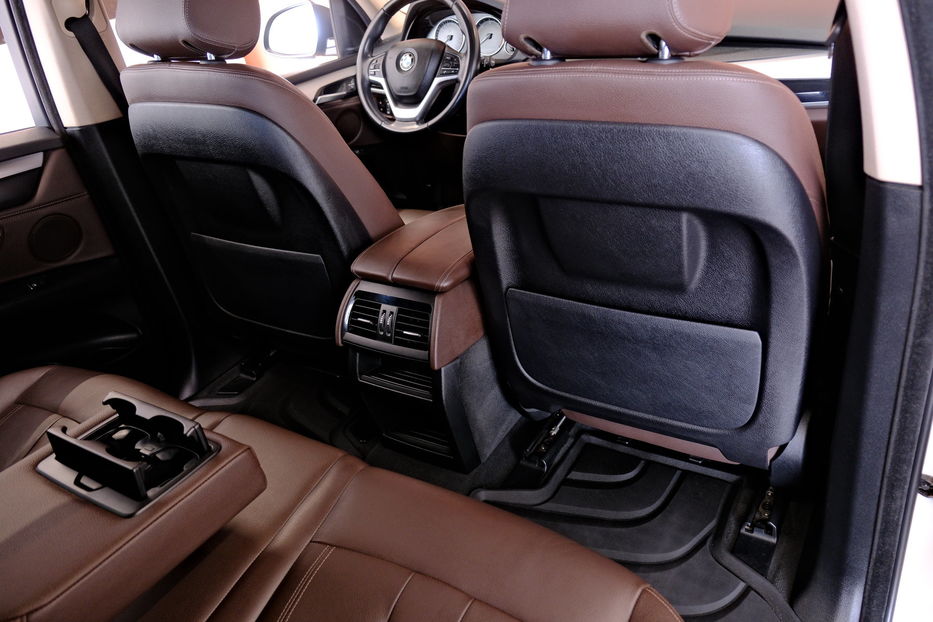 Продам BMW X5 xDrive25d 2015 года в Одессе