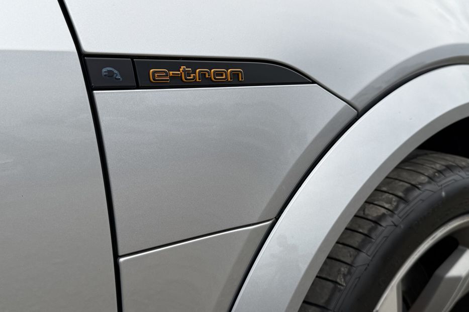 Продам Audi E-Tron S Sportback 2xSLineBlackEditio 2023 года в Львове