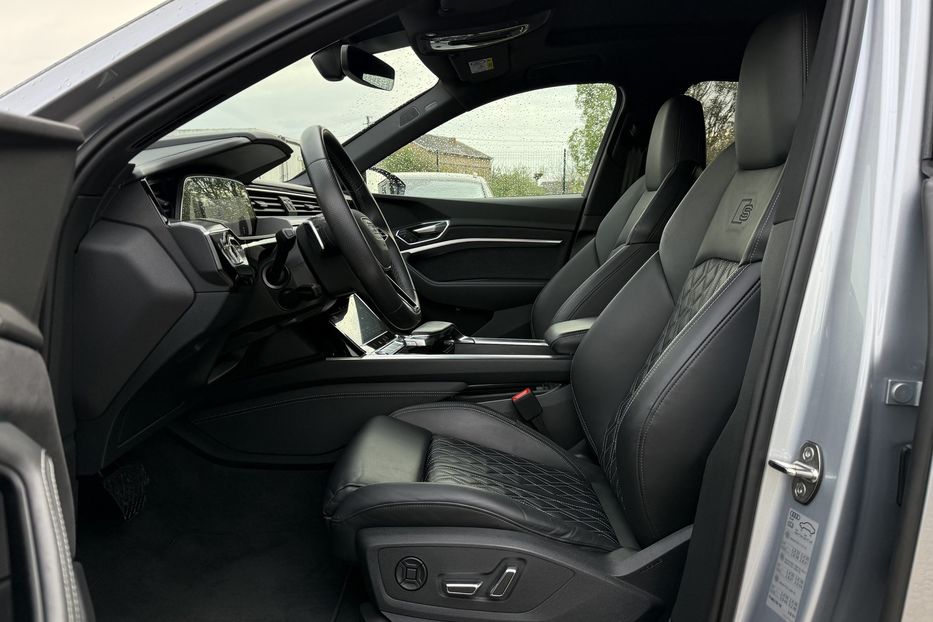 Продам Audi E-Tron S Sportback 2xSLineBlackEditio 2023 года в Львове
