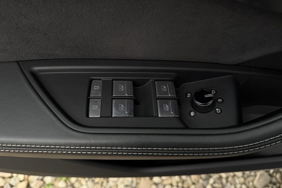 Продам Audi E-Tron S Sportback 2xSLineBlackEditio 2023 года в Львове