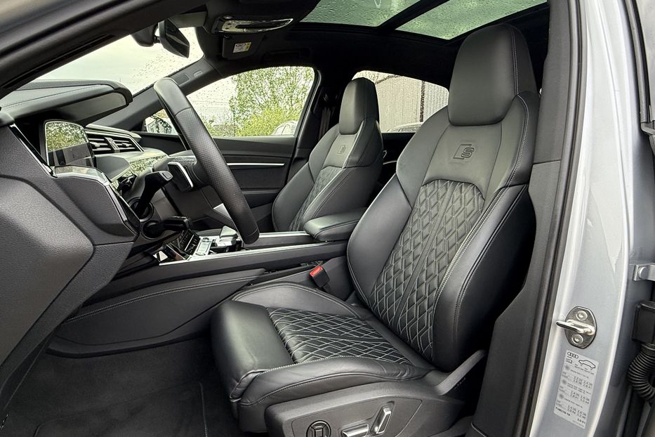 Продам Audi E-Tron S Sportback 2xSLineBlackEditio 2023 года в Львове