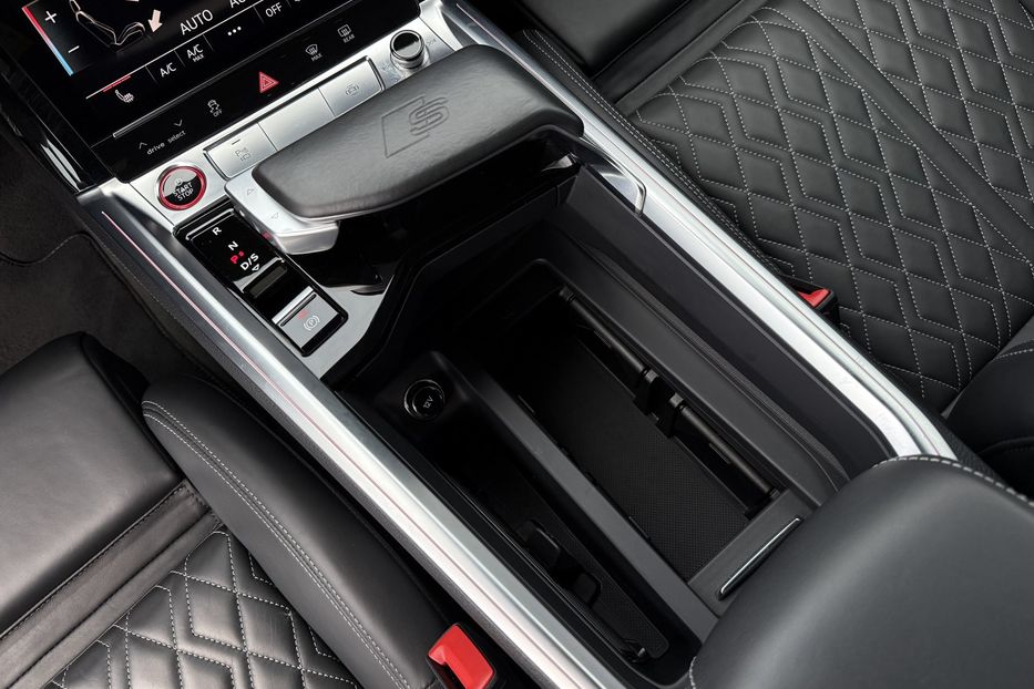 Продам Audi E-Tron S Sportback 2xSLineBlackEditio 2023 года в Львове