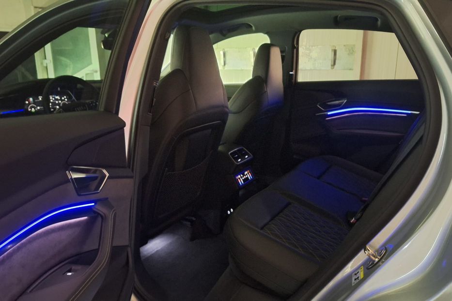 Продам Audi E-Tron S Sportback 2xSLineBlackEditio 2023 года в Львове