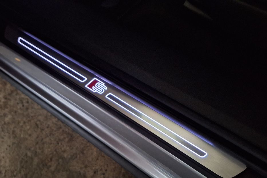 Продам Audi E-Tron S Sportback 2xSLineBlackEditio 2023 года в Львове