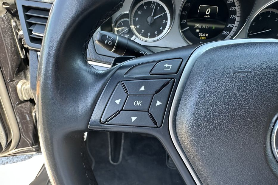 Продам Mercedes-Benz E-Class 250 Coupe 2012 года в Киеве