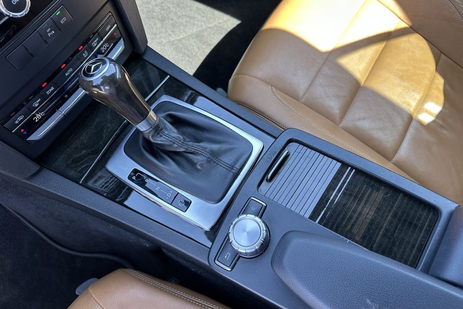 Продам Mercedes-Benz E-Class 250 Coupe 2012 года в Киеве