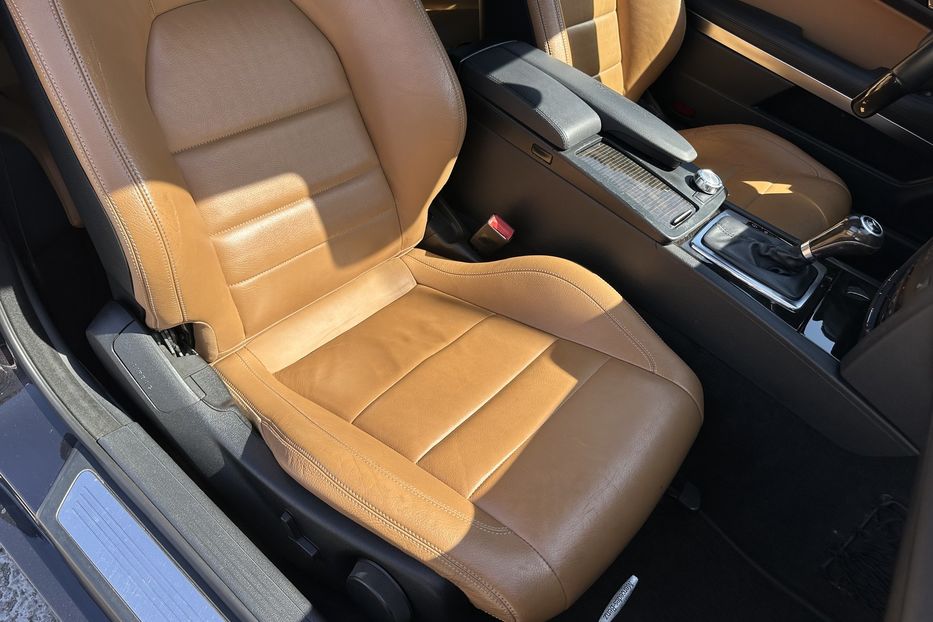 Продам Mercedes-Benz E-Class 250 Coupe 2012 года в Киеве