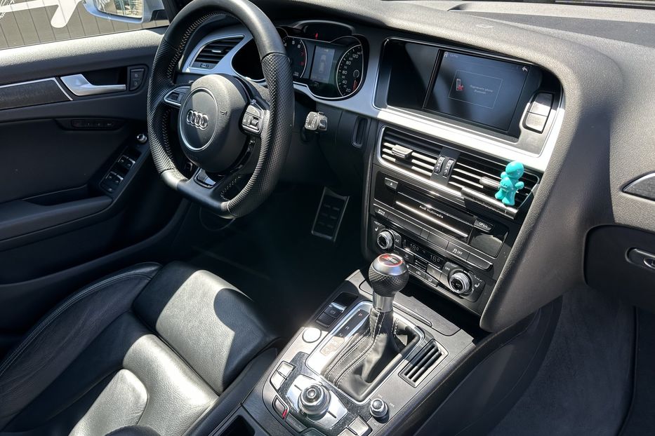 Продам Audi A4 Allroad 2016 года в Киеве