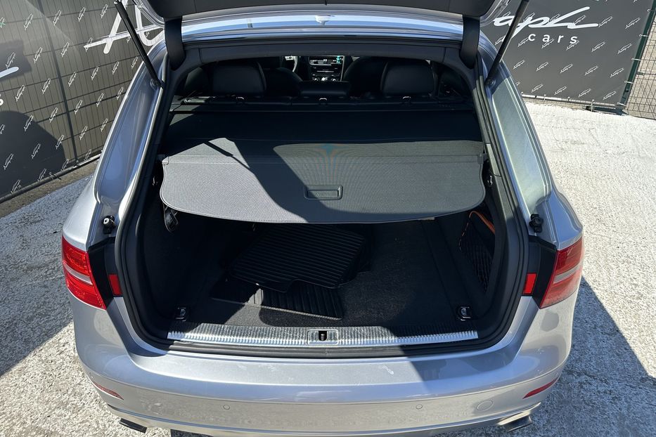 Продам Audi A4 Allroad 2016 года в Киеве