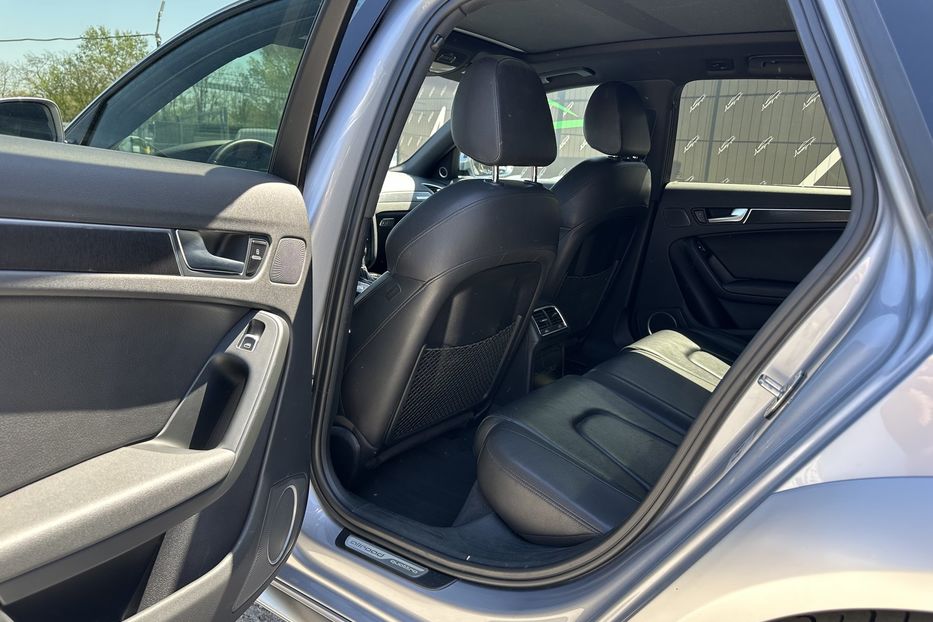 Продам Audi A4 Allroad 2016 года в Киеве