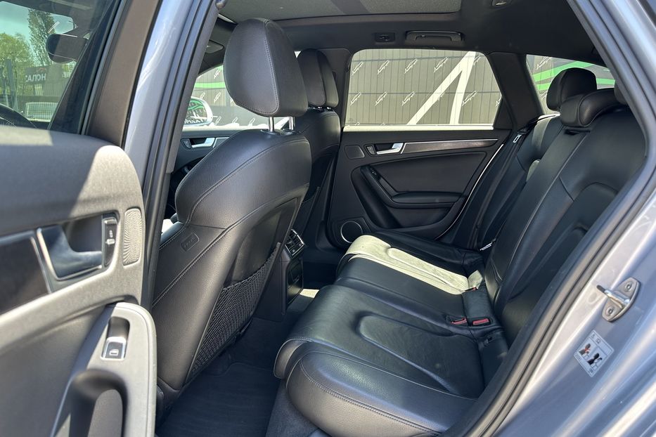 Продам Audi A4 Allroad 2016 года в Киеве