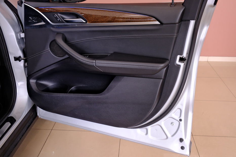 Продам BMW X3 xDrive30i 2018 года в Одессе