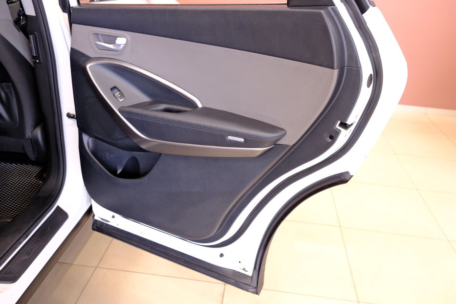 Продам Hyundai Santa FE 2016 года в Одессе