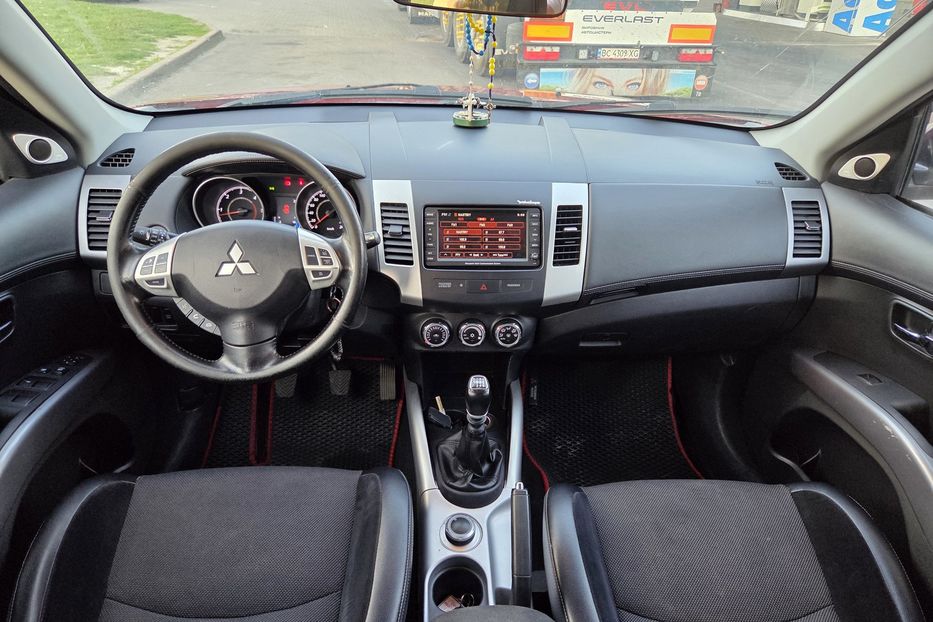 Продам Mitsubishi Outlander 2010 года в Львове
