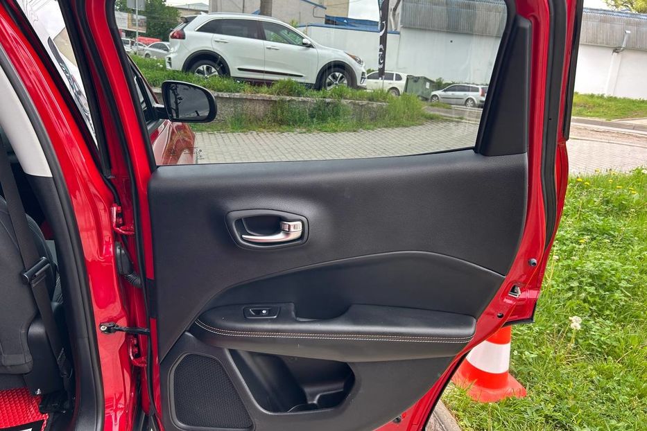 Продам Jeep Compass 2017 года в Черновцах