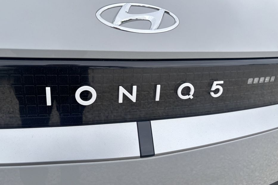 Продам Hyundai Ioniq 2022 года в Львове