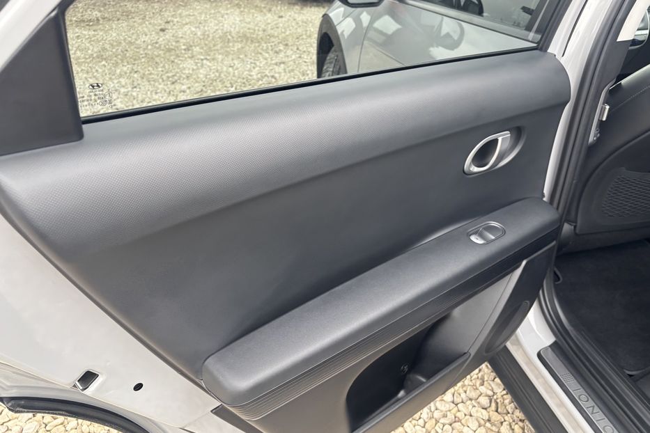 Продам Hyundai Ioniq 2022 года в Львове