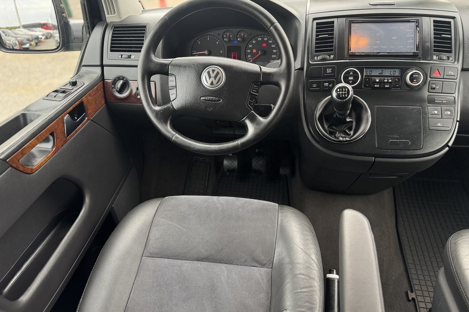 Продам Volkswagen Multivan (COMIS) 4MOTION 2009 года в г. Умань, Черкасская область