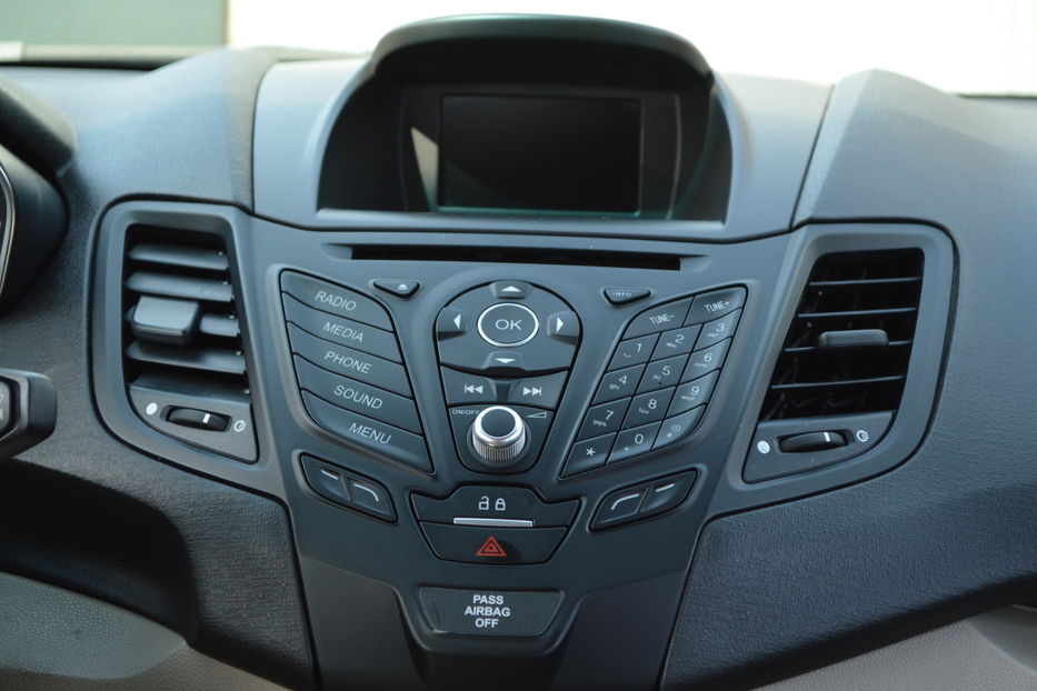Продам Ford Fiesta 2018 года в Одессе