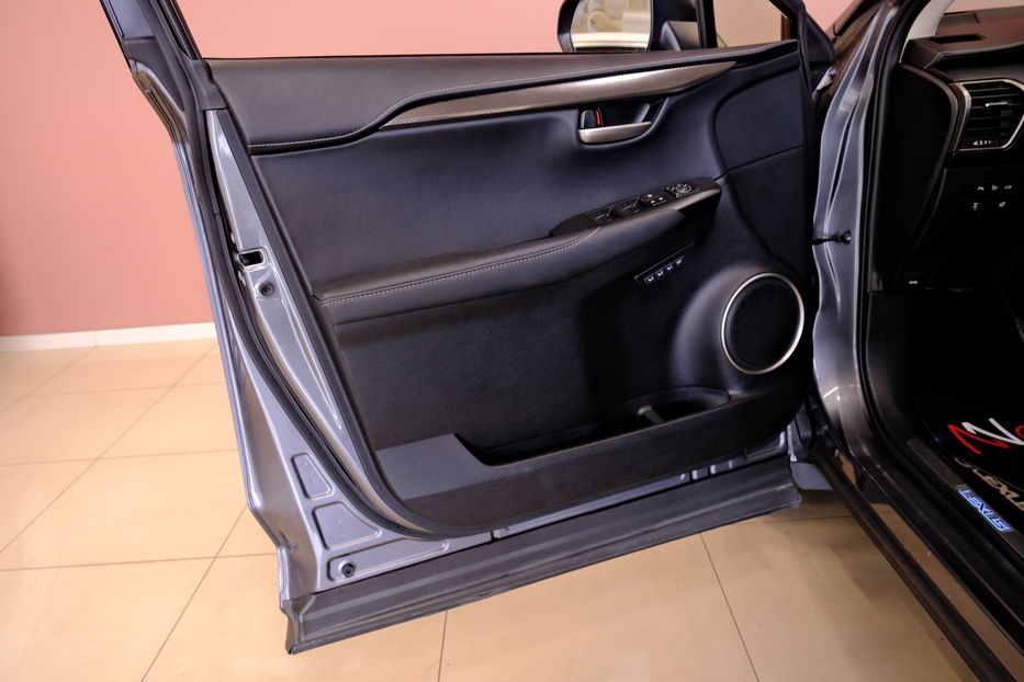 Продам Lexus NX 200 t 2017 года в Одессе