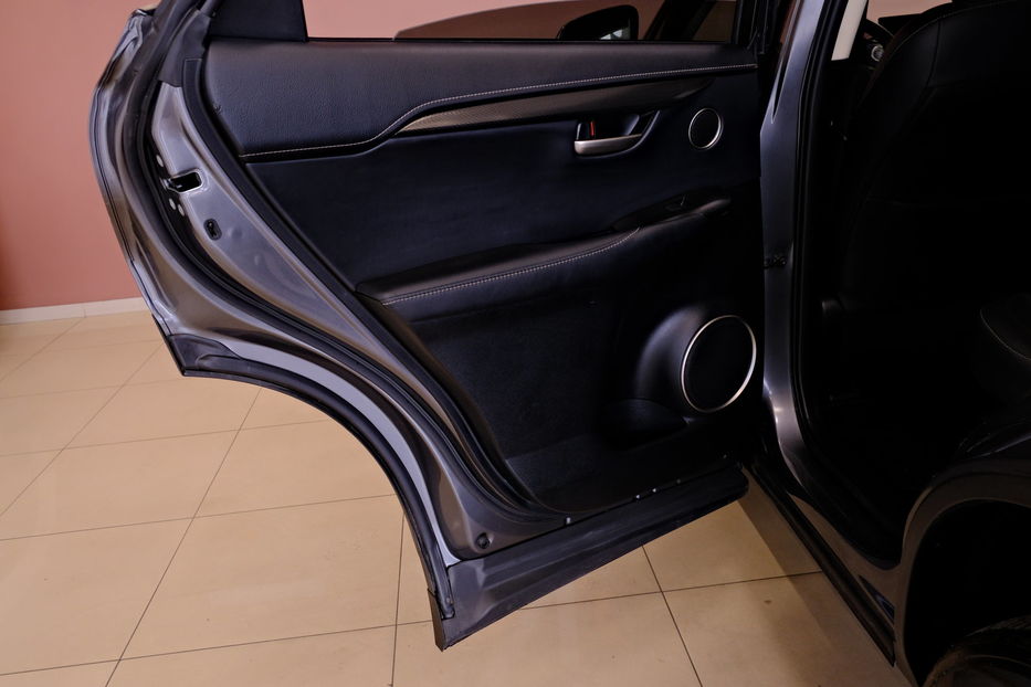 Продам Lexus NX 200 t 2017 года в Одессе