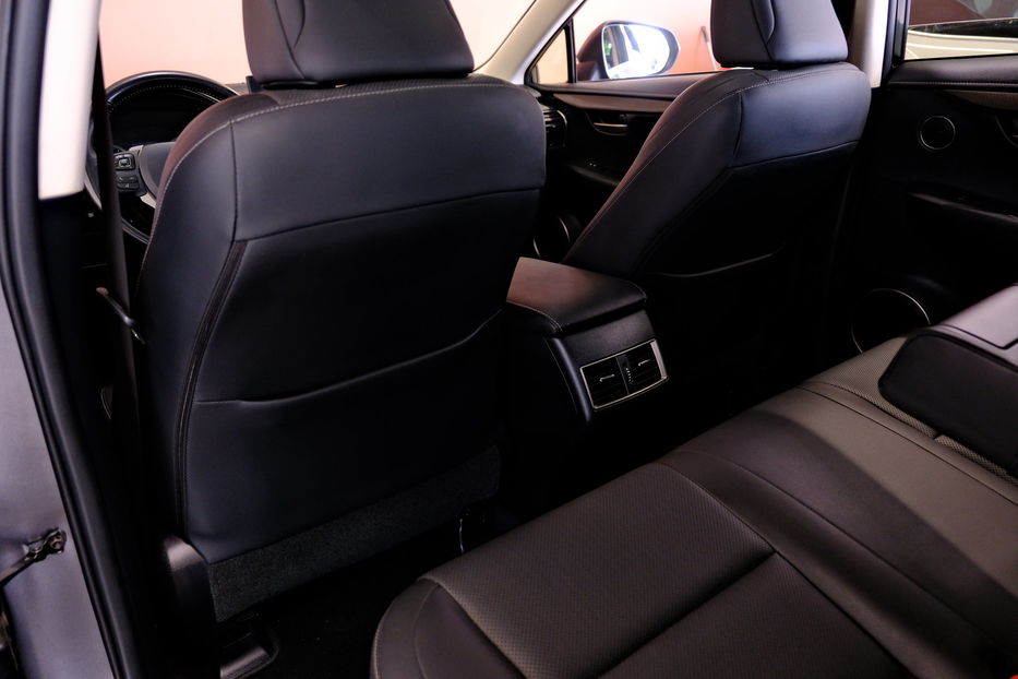 Продам Lexus NX 200 t 2017 года в Одессе