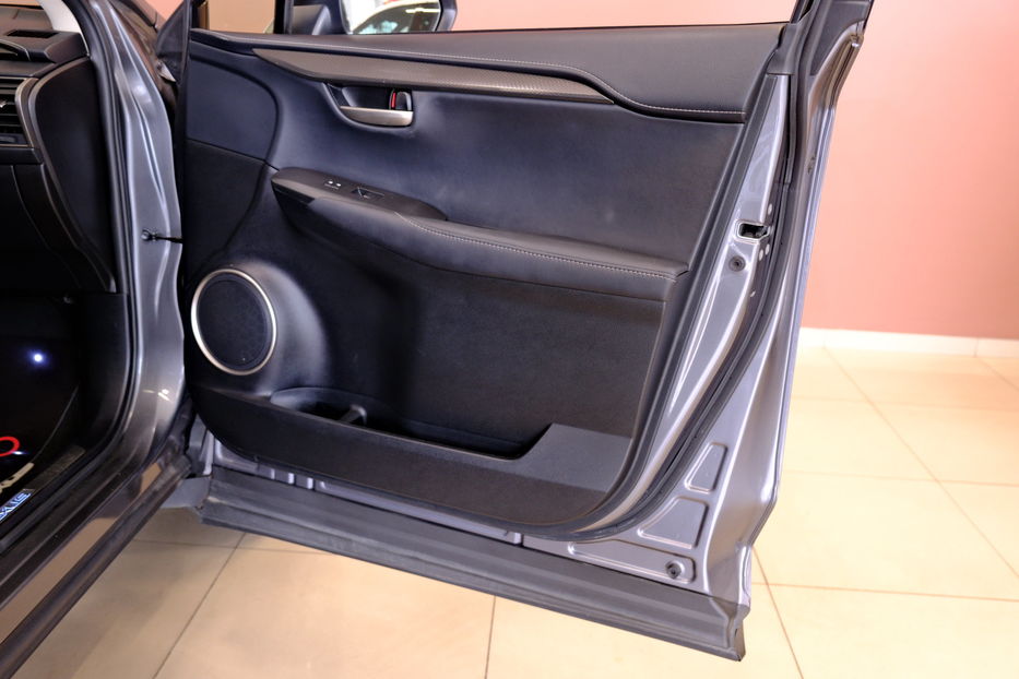 Продам Lexus NX 200 t 2017 года в Одессе
