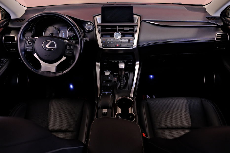 Продам Lexus NX 200 t 2017 года в Одессе