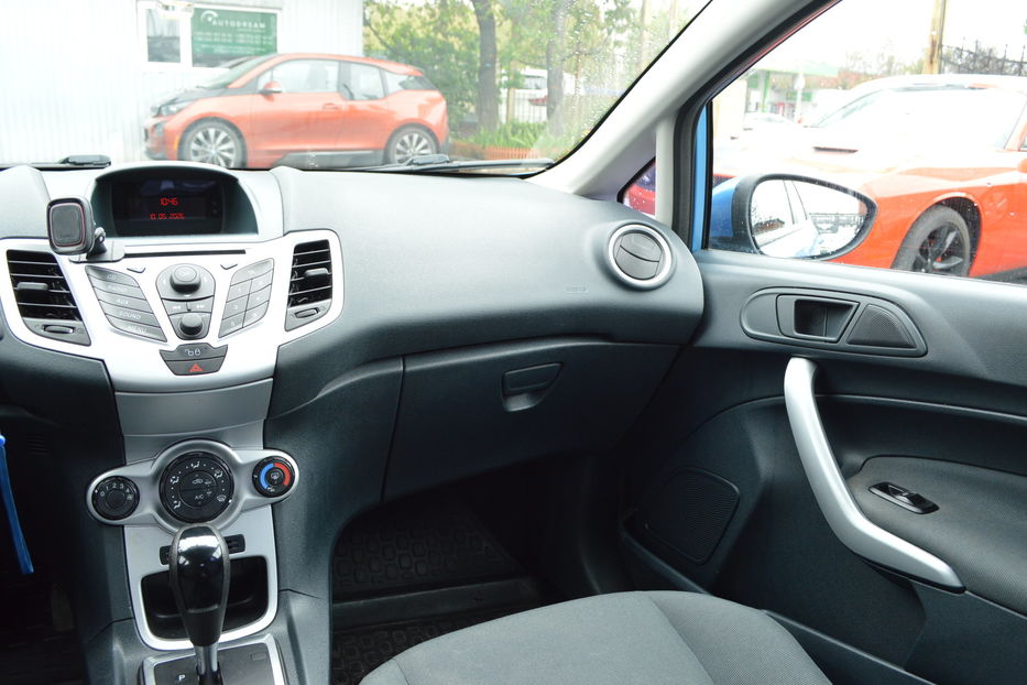 Продам Ford Fiesta Official 2011 года в Одессе
