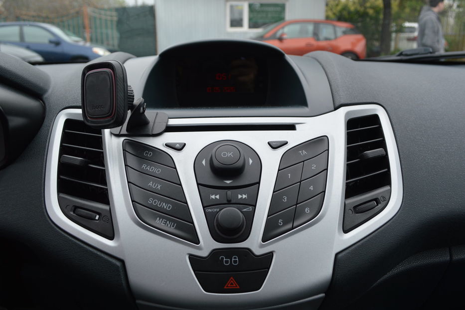 Продам Ford Fiesta Official 2011 года в Одессе