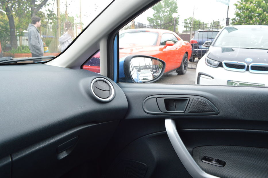 Продам Ford Fiesta Official 2011 года в Одессе