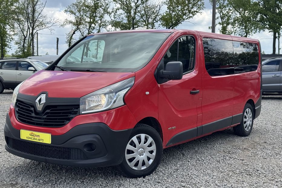 Продам Renault Trafic пасс. (COMIS) 2016 года в г. Умань, Черкасская область