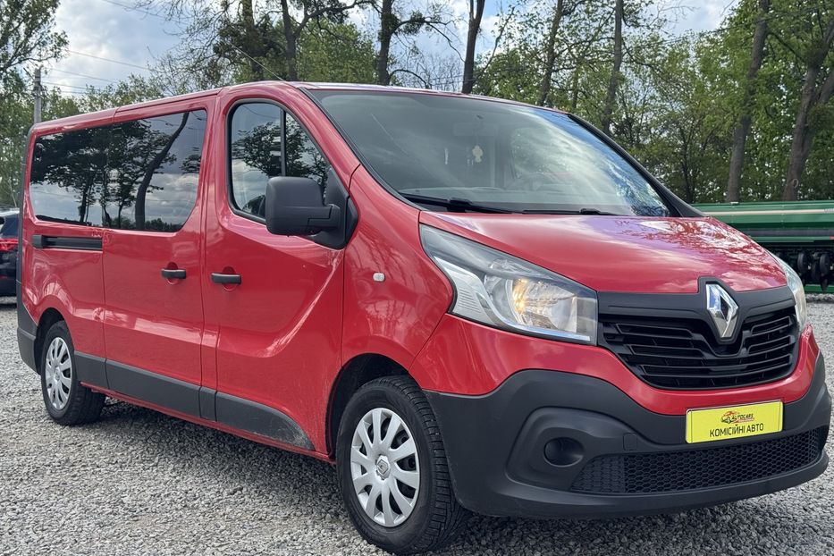 Продам Renault Trafic пасс. (COMIS) 2016 года в г. Умань, Черкасская область
