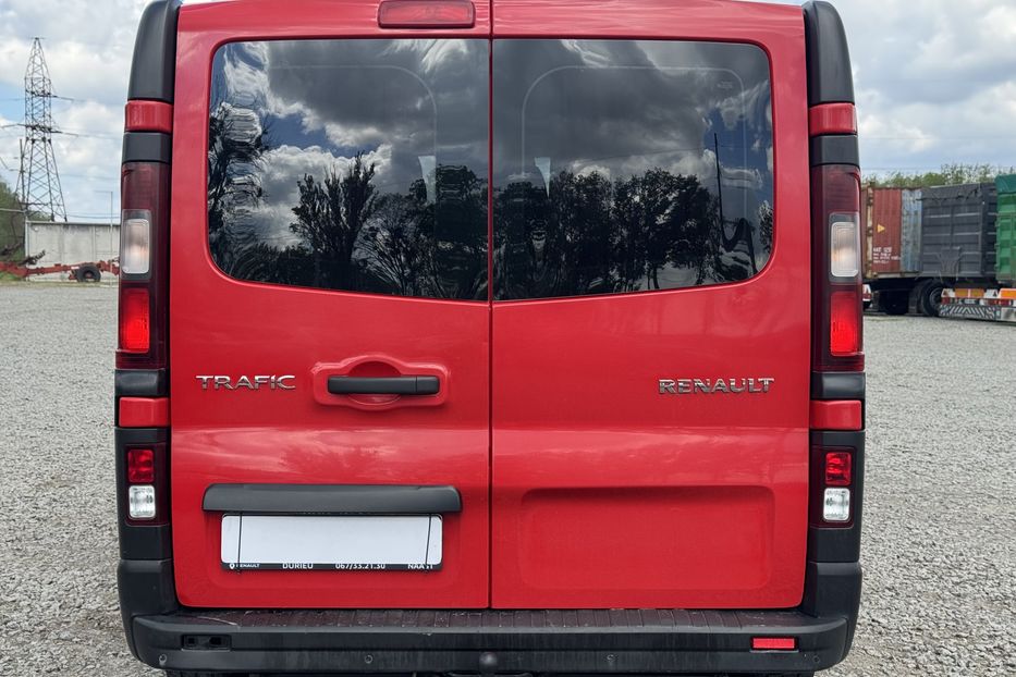 Продам Renault Trafic пасс. (COMIS) 2016 года в г. Умань, Черкасская область