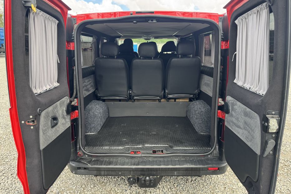 Продам Renault Trafic пасс. (COMIS) 2016 года в г. Умань, Черкасская область