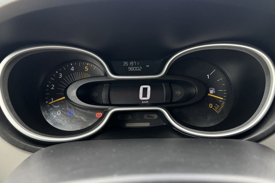 Продам Renault Trafic пасс. (COMIS) 2016 года в г. Умань, Черкасская область