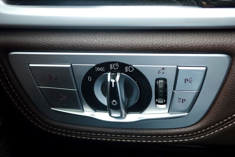 Продам BMW 750 D Xdrive 2017 года в Одессе
