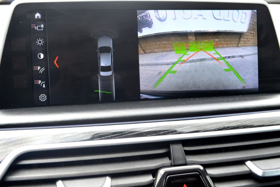 Продам BMW 750 D Xdrive 2017 года в Одессе