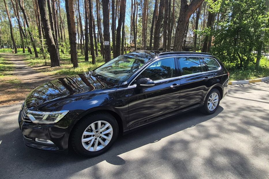 Продам Volkswagen Passat B8 2017 года в Киеве