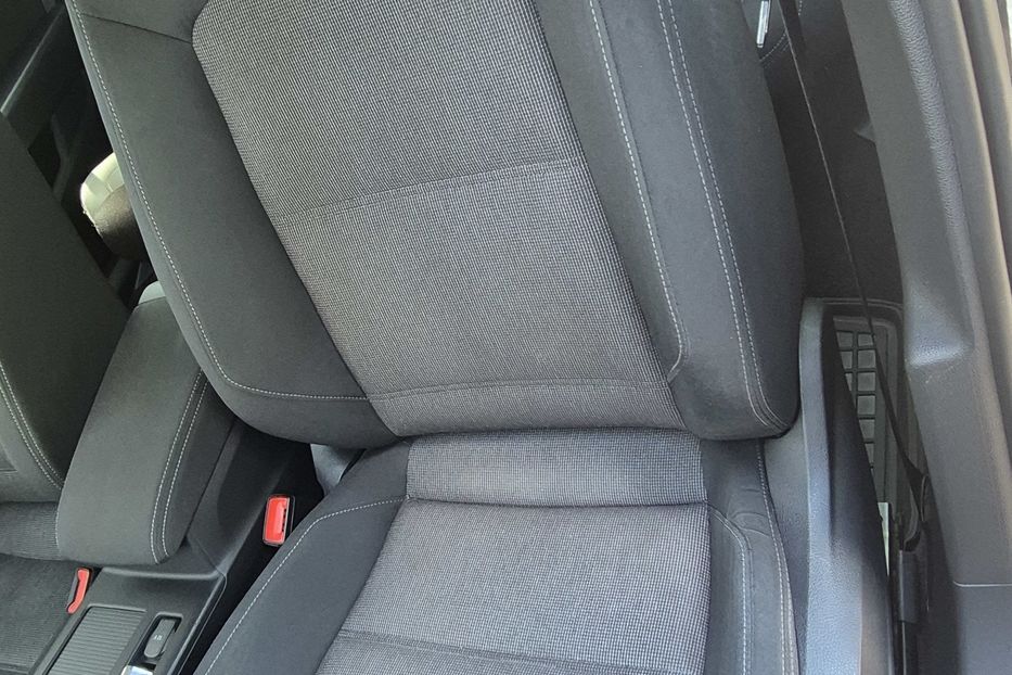 Продам Volkswagen Passat B8 2017 года в Киеве