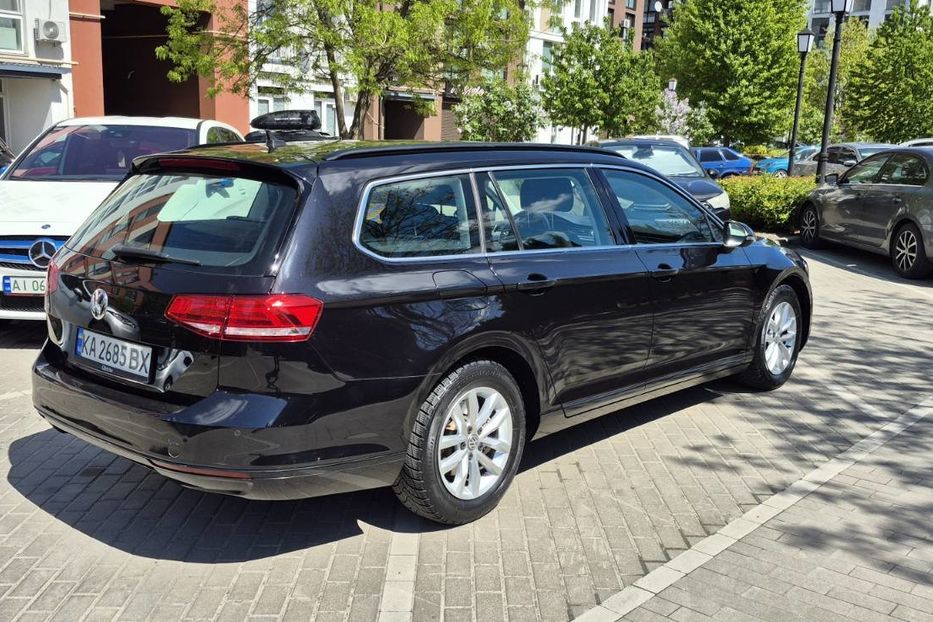 Продам Volkswagen Passat B8 2017 года в Киеве