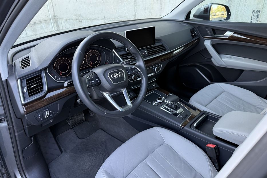 Продам Audi Q5 2018 года в Ровно