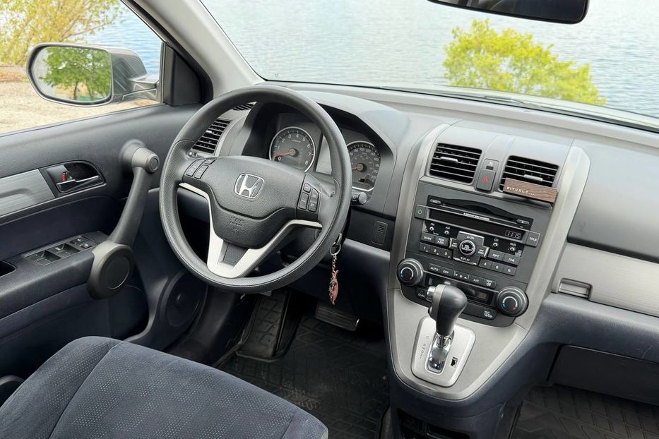 Продам Honda CR-V 2010 года в Днепре