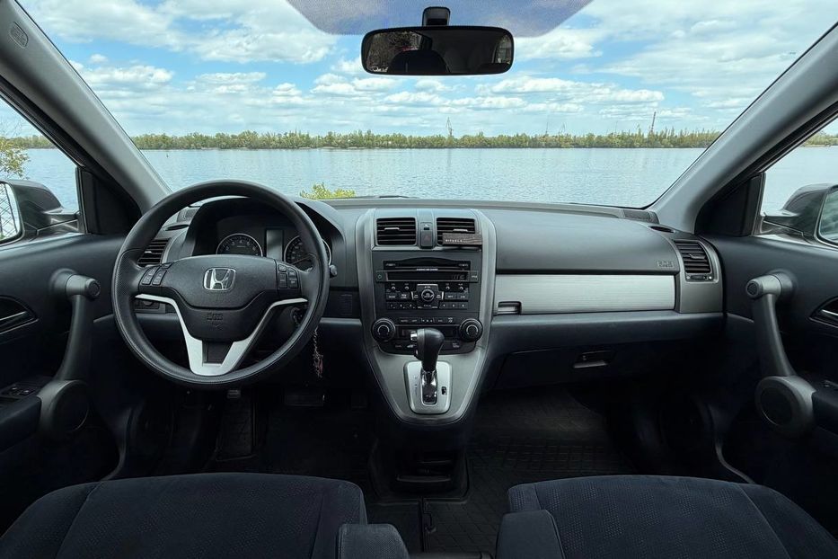 Продам Honda CR-V 2010 года в Днепре