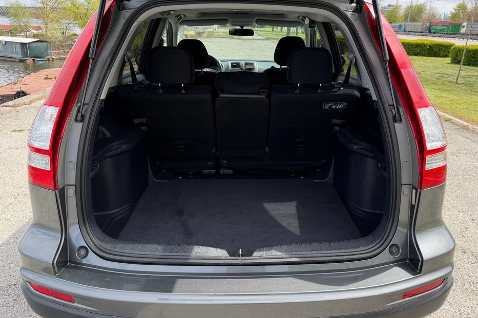 Продам Honda CR-V 2010 года в Днепре