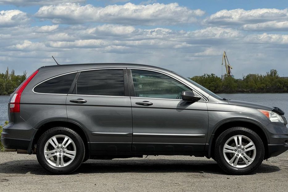 Продам Honda CR-V 2010 года в Днепре