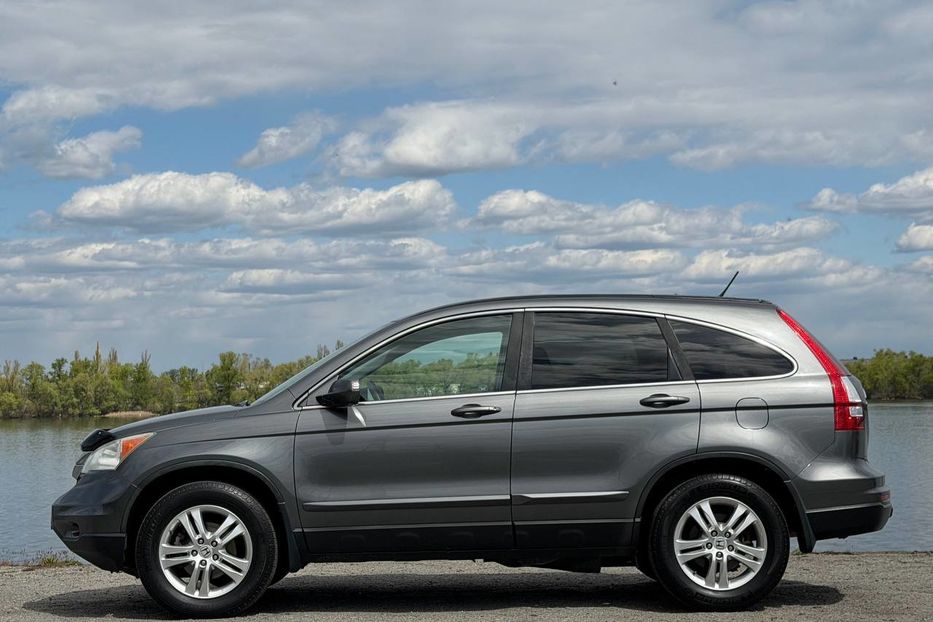 Продам Honda CR-V 2010 года в Днепре