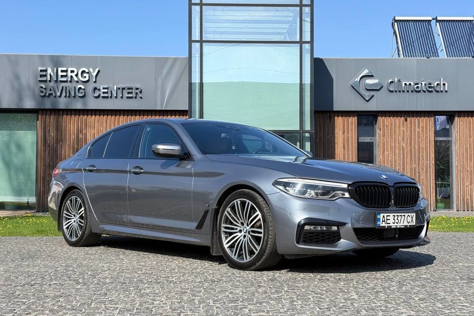 Продам BMW 530 2018 года в Днепре