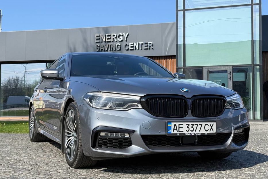 Продам BMW 530 2018 года в Днепре