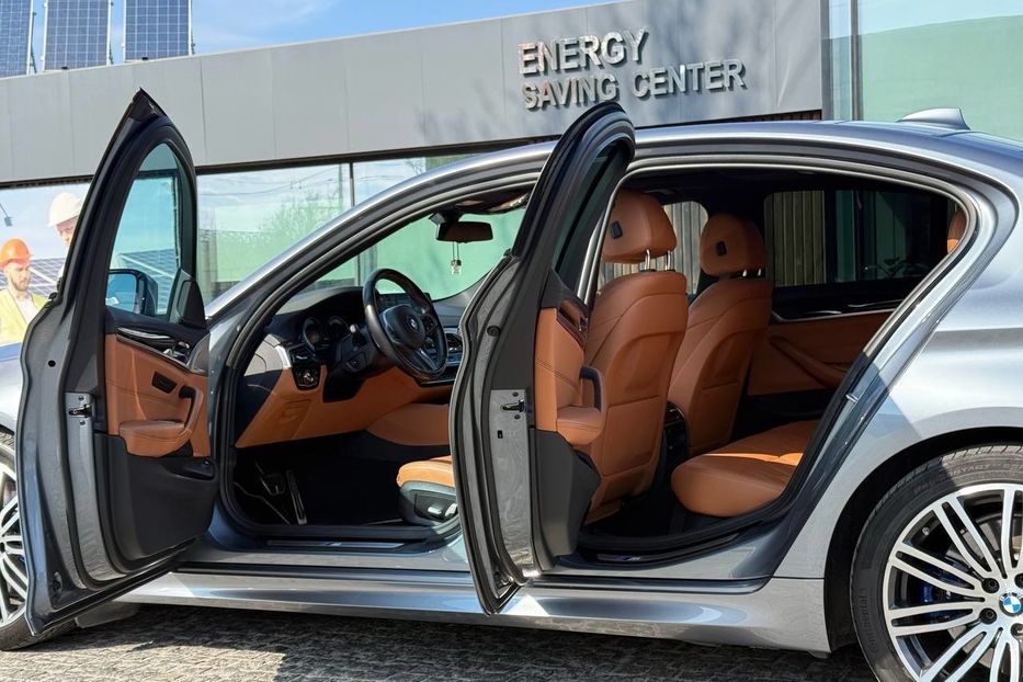 Продам BMW 530 2018 года в Днепре